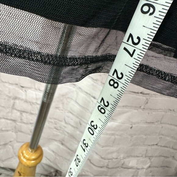 Chico's Black Blouse sheer layer Floral Embroidery tunic sz 1 (M 8) boho - Picture 4 of 12